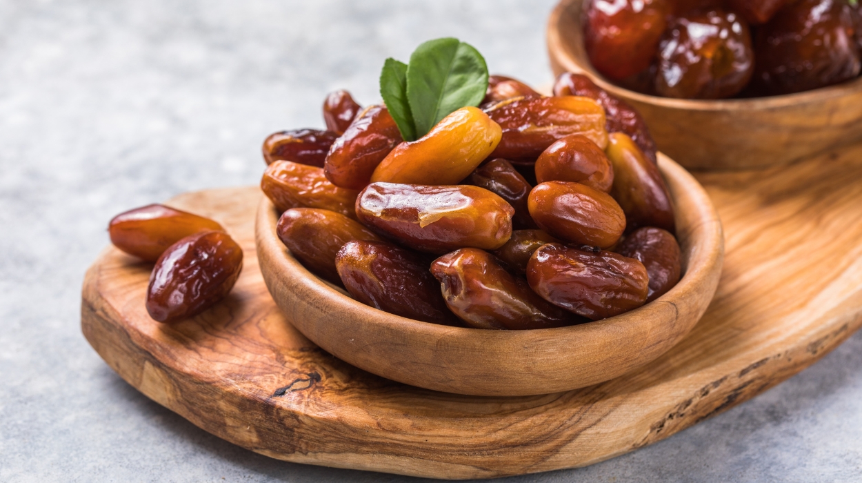 eating dates during pregnancy